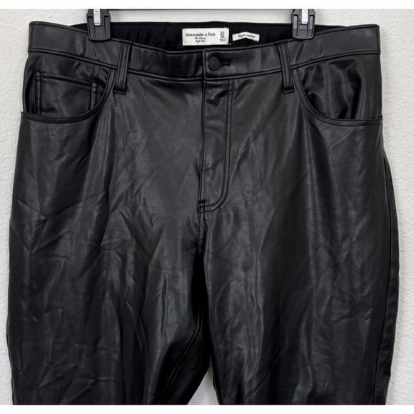 Abercrombie & Fitch The Skinny High Rise SZ 16 Black Vegan Leather Pants Curve ❤ - Picture 3 of 13